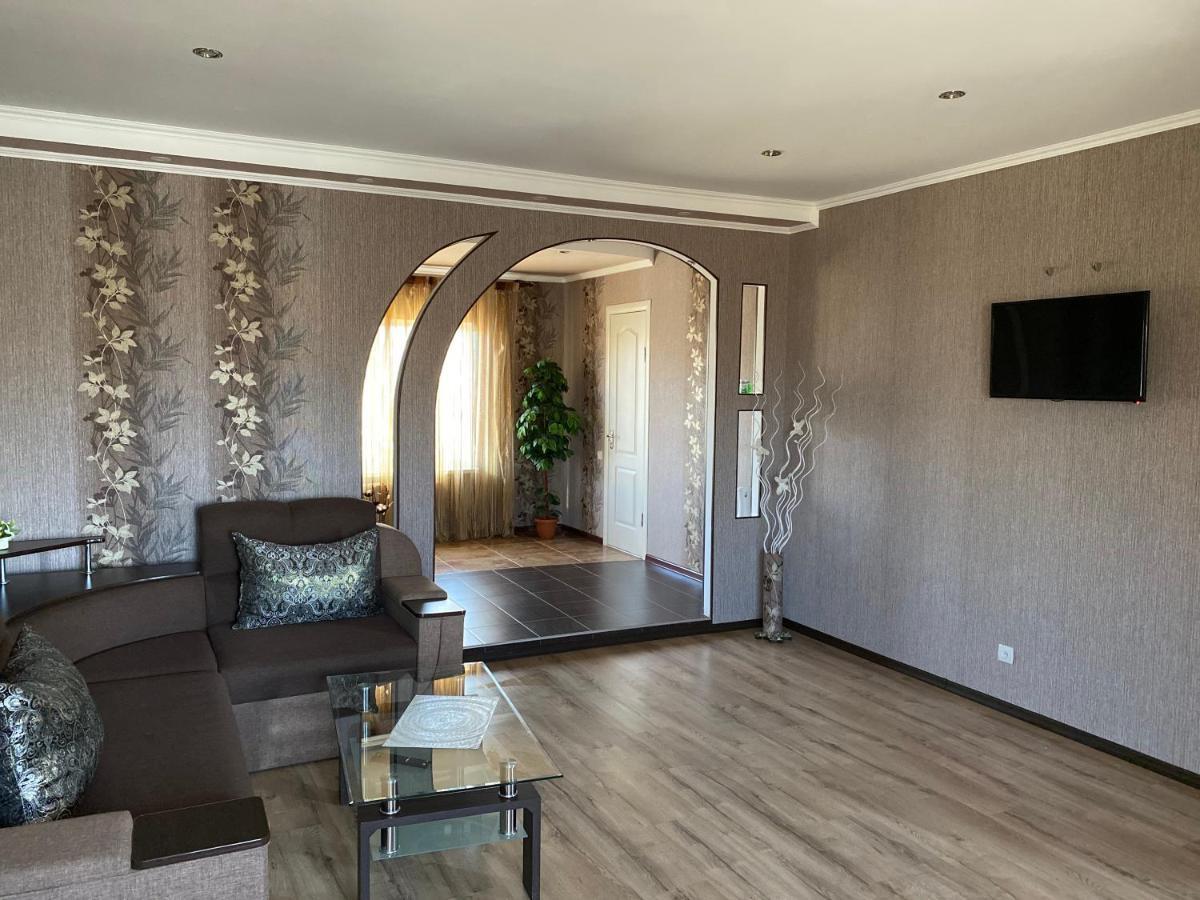 Melitopolʼ Mini-Hotel & Spa מראה חיצוני תמונה